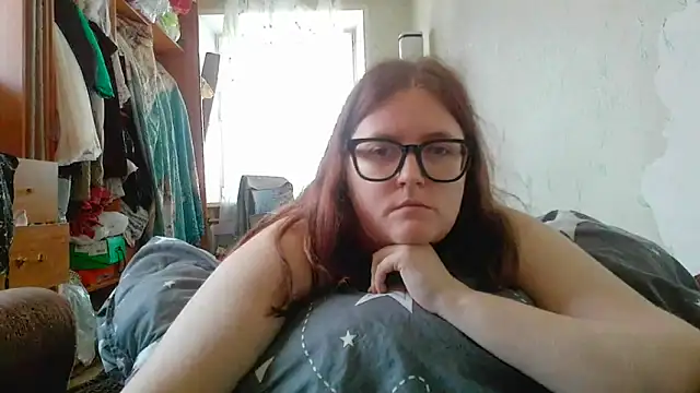 DesireMelissa online show from April 18, 2026, 8:27 am