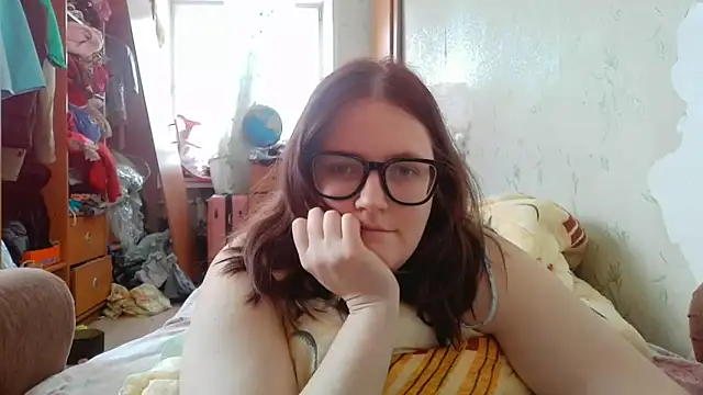 Snapshot of DesireMelissa chatting on February 12, 2026, 10:37 am DesireMelissa online show from February 12, 2026, 10:37 am