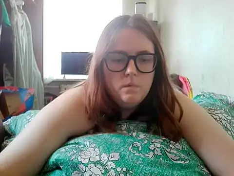 Snapshot of DesireMelissa chatting on June 24, 2026, 10:36 am DesireMelissa online show from June 24, 2026, 10:36 am