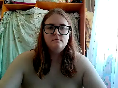 Snapshot of DesireMelissa chatting on June 12, 2026, 7:06 am DesireMelissa online show from June 12, 2026, 7:06 am