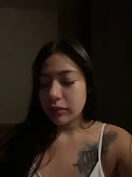 Latina vanessa online show from December 14, 2025, 9:26 am