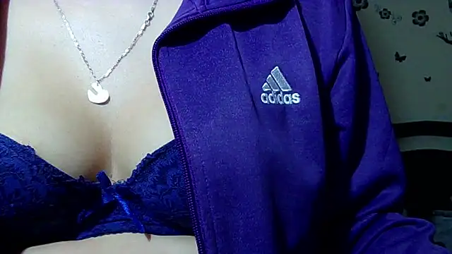 Snapshot of Elith_20 chatting on February 21, 2026, 3:30 am Elith 20 online show from February 21, 2026, 3:30 am