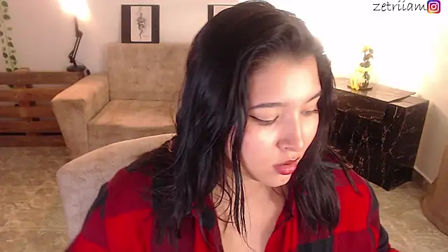 Snapshot of Zetrionn chatting on December 20, 2025, 3:09 am Zetrionn online show from December 20, 2025, 3:09 am