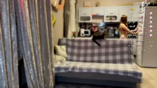 Snapshot of ChloeMillerMeow chatting on November 27, 2025, 5:24 pm ChloeMillerMeow online show from November 27, 2025, 5:24 pm