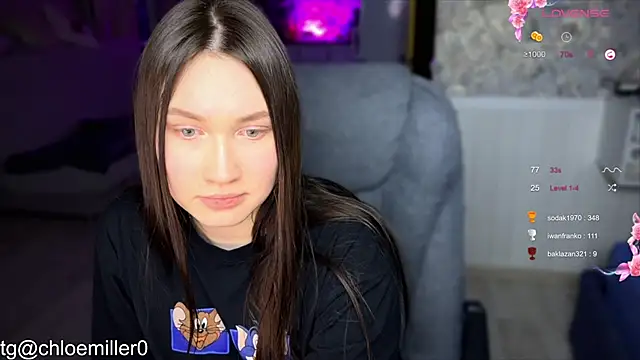 ChloeMillerMeow online show from February 3, 2025, 10:43 pm