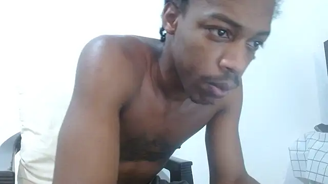 Larry-n-clouds online show from February 25, 2026, 8:30 pm