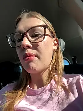 RinaCat online show from September 27, 2025, 5:13 am