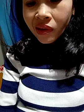 Snapshot of Hana_love20 chatting on February 27, 2025, 6:46 am Hana love20 online show from February 27, 2025, 6:46 am