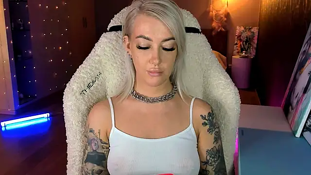 tykioty Miley online show from March 7, 2026, 12:10 pm