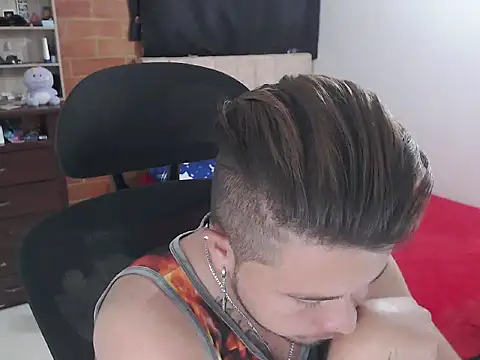 JOHANLEON1 online show from February 17, 2026, 4:37 pm