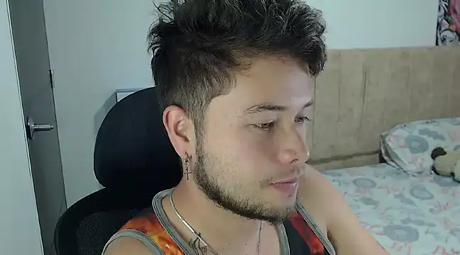 JOHANLEON1 online show from December 2, 2024, 12:15 am