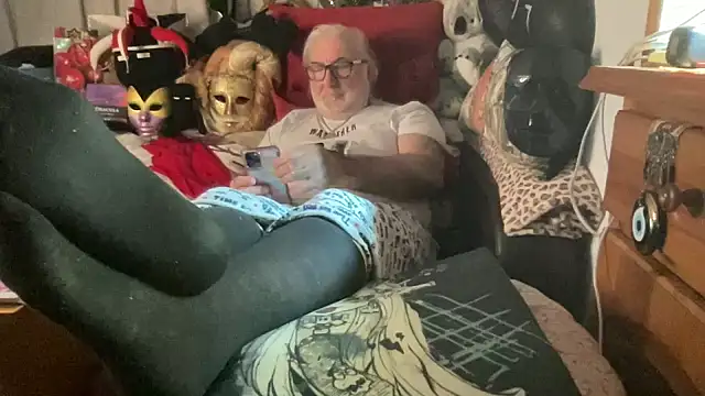 Snapshot of EroticVenetian chatting on March 2, 2026, 9:44 pm EroticVenetian online show from March 2, 2026, 9:44 pm