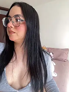 Snapshot of montmariana chatting on April 26, 2026, 8:06 pm montmariana online show from April 26, 2026, 8:06 pm