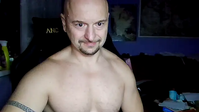 Sports-beast online show from December 4, 2025, 9:36 pm