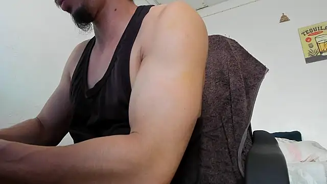 TristanWoods online show from March 9, 2025, 6:54 pm