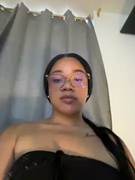 ashley Tompson1 online show from February 26, 2026, 11:21 am