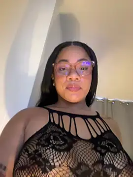 ashley Tompson1 online show from March 14, 2026, 11:05 am