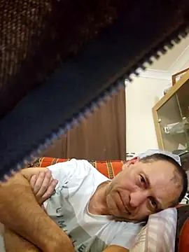 Snapshot of meateater1 chatting on December 16, 2025, 6:39 am meateater1 online show from December 16, 2025, 6:39 am