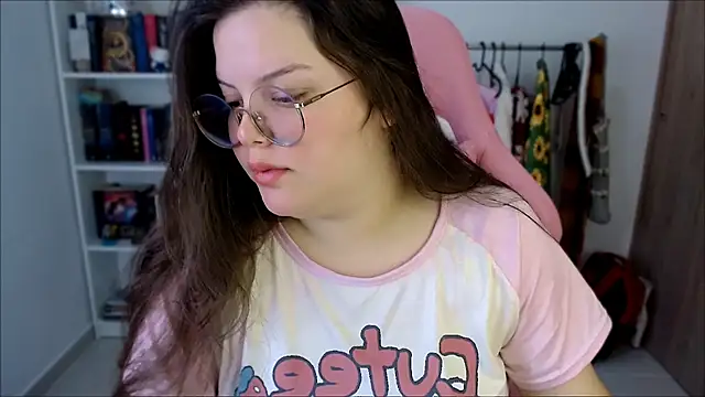 Gabiwaifu online show from September 26, 2025, 6:26 pm