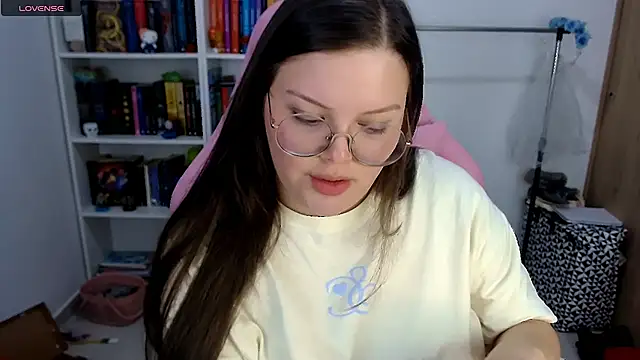 Gabiwaifu online show from October 23, 2025, 11:47 pm