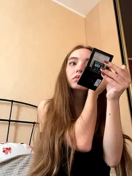 BarbaraFantasy online show from October 5, 2025, 9:55 am