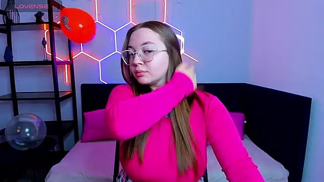 Snapshot of Emma_adorablle chatting on September 28, 2025, 1:34 am Emma adorablle online show from September 28, 2025, 1:34 am