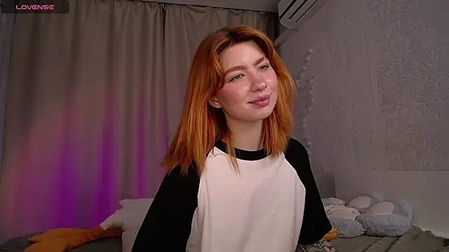 Snapshot of Evaa_Moonn_ chatting on September 14, 2025, 11:10 am Evaa Moonn  online show from September 14, 2025, 11:10 am