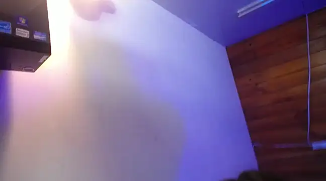 Snapshot of AnnaliOlsenX chatting on February 10, 2025, 1:44 pm AnnaliOlsenX online show from February 10, 2025, 1:44 pm