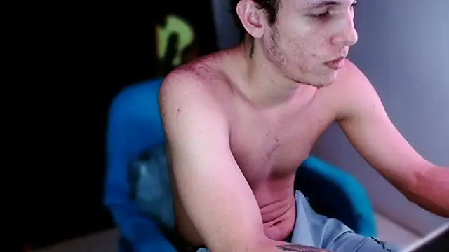 deividcloud36 online show from November 8, 2025, 6:39 am