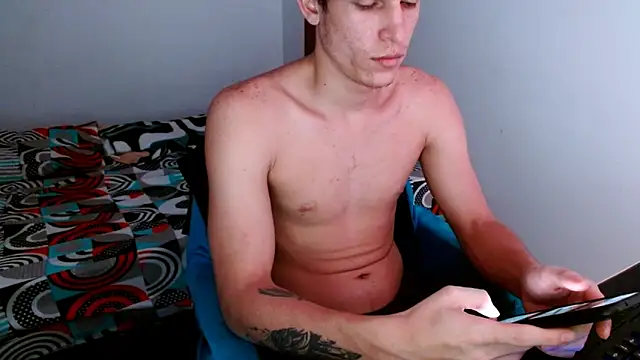 deividcloud36 online show from October 26, 2025, 11:16 pm