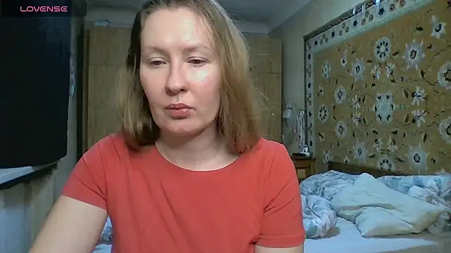 Snapshot of AnnaXLovers chatting on April 7, 2026, 6:15 am AnnaXLovers online show from April 7, 2026, 6:15 am