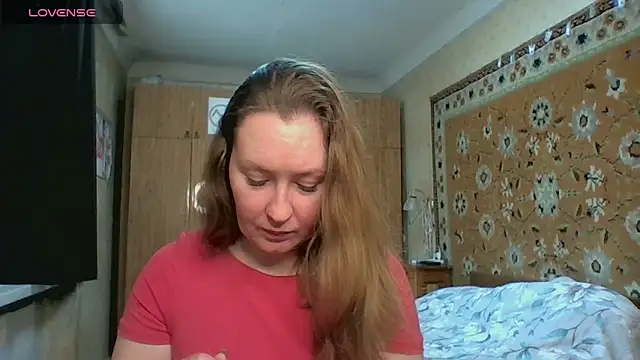 Snapshot of AnnaXLovers chatting on April 13, 2026, 9:46 am AnnaXLovers online show from April 13, 2026, 9:46 am