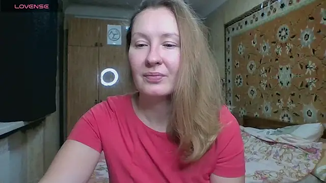 Snapshot of AnnaXLovers chatting on November 12, 2025, 6:50 am AnnaXLovers online show from November 12, 2025, 6:50 am