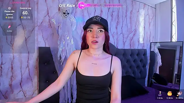 Snapshot of LILA_ELLIOT chatting on October 29, 2025, 8:08 pm LILA ELLIOT online show from October 29, 2025, 8:08 pm