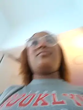 Adelehottman online show from January 5, 2026, 8:34 pm