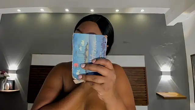 Adelehottman online show from December 18, 2025, 12:09 pm