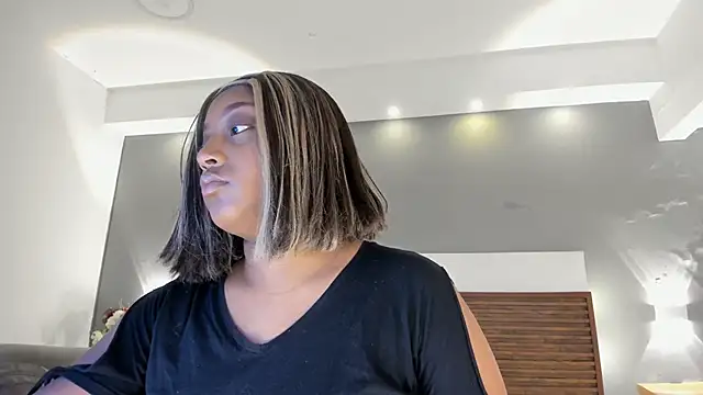 Adelehottman online show from December 4, 2025, 12:04 pm