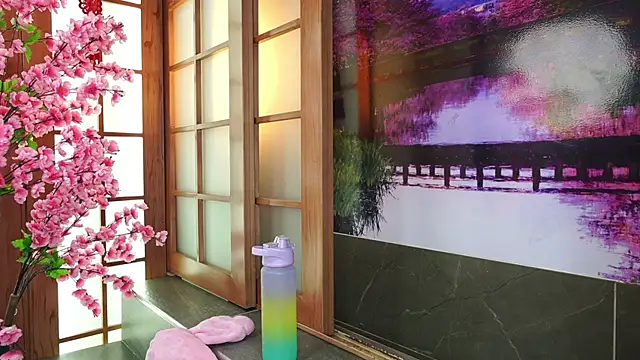 Snapshot of miss_lizith chatting on October 7, 2025, 11:22 am miss lizith online show from October 7, 2025, 11:22 am