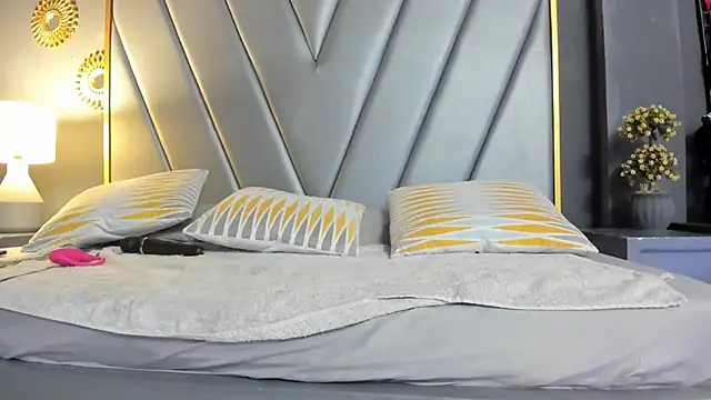 Snapshot of BrendaAdams_ chatting on July 23, 2026, 10:23 am BrendaAdams online show from July 23, 2026, 10:23 am