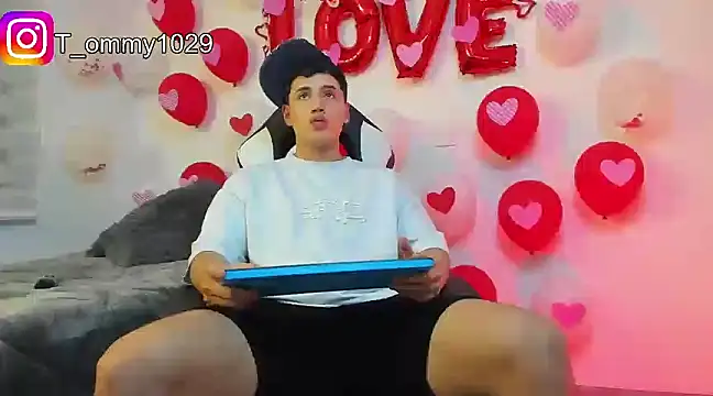 Snapshot of Tommy_Jos chatting on February 16, 2025, 1:25 am Tommy Jos online show from February 16, 2025, 1:25 am