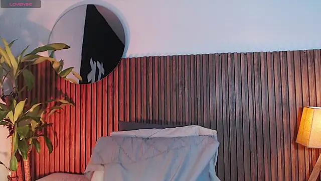 DilanJonnes  online show from November 26, 2025, 9:04 pm