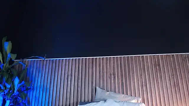 DilanJonnes  online show from February 8, 2025, 11:02 pm