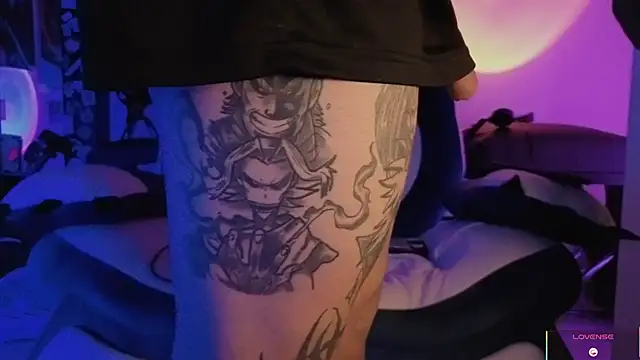 Snapshot of Ash_gusbig chatting on December 1, 2025, 3:07 am Ash gusbig online show from December 1, 2025, 3:07 am