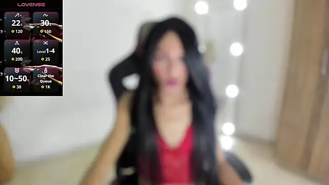 carolinemiller7 online show from September 19, 2025, 5:22 am