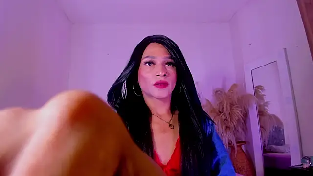 carolinemiller7 online show from October 17, 2025, 5:11 am