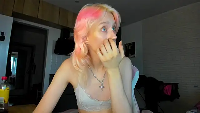 Snapshot of _Alice_Kitty chatting on July 14, 2026, 6:03 pm Alice Kitty online show from July 14, 2026, 6:03 pm