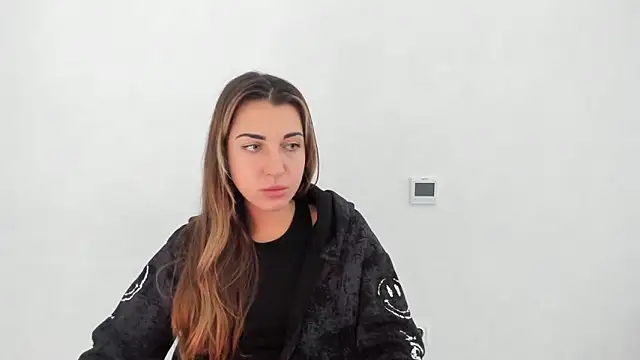 Summmmersky online show from November 8, 2025, 8:51 am