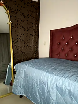 SheilaSmiith online show from September 11, 2025, 9:26 pm