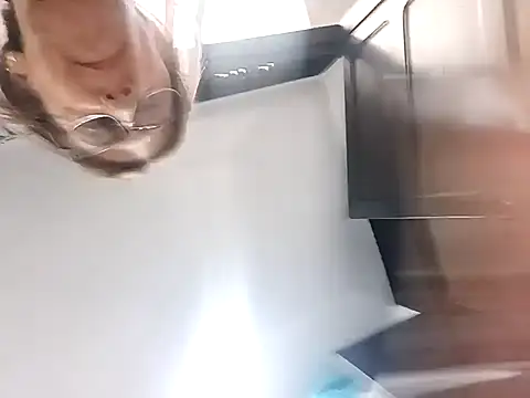 Matureyulyet online show from December 22, 2025, 6:30 pm