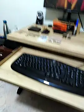 andrew co online show from September 18, 2025, 6:38 am